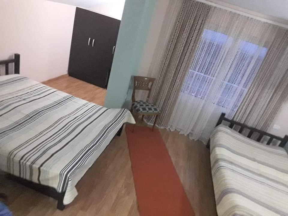 Готель Vila Verd Корча Екстер'єр фото